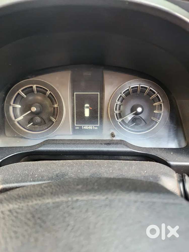 Toyota Innova Crysta 2017 Diesel 8str Good Condition