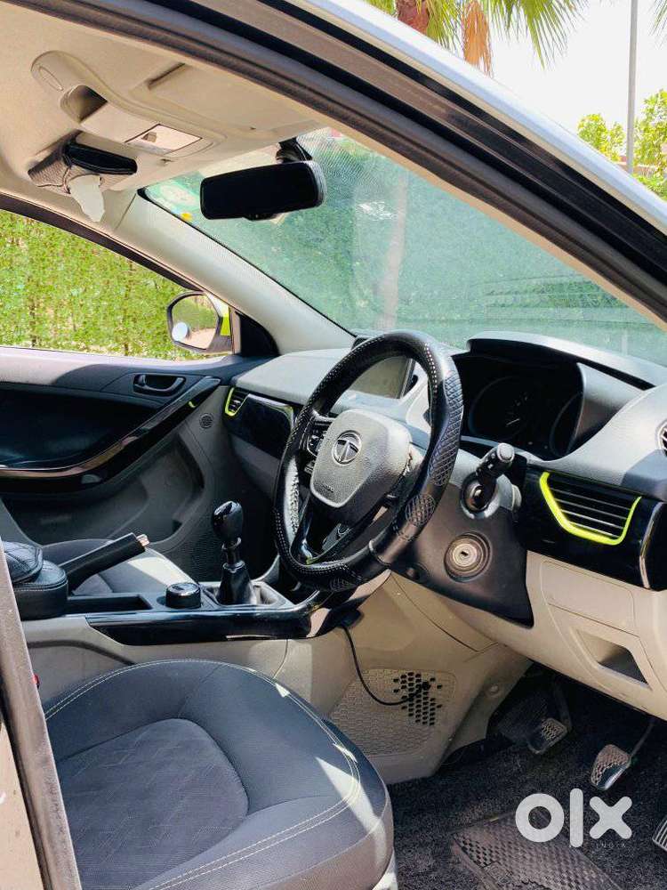 Tata Nexon Kraz Plus, 2018, Petrol