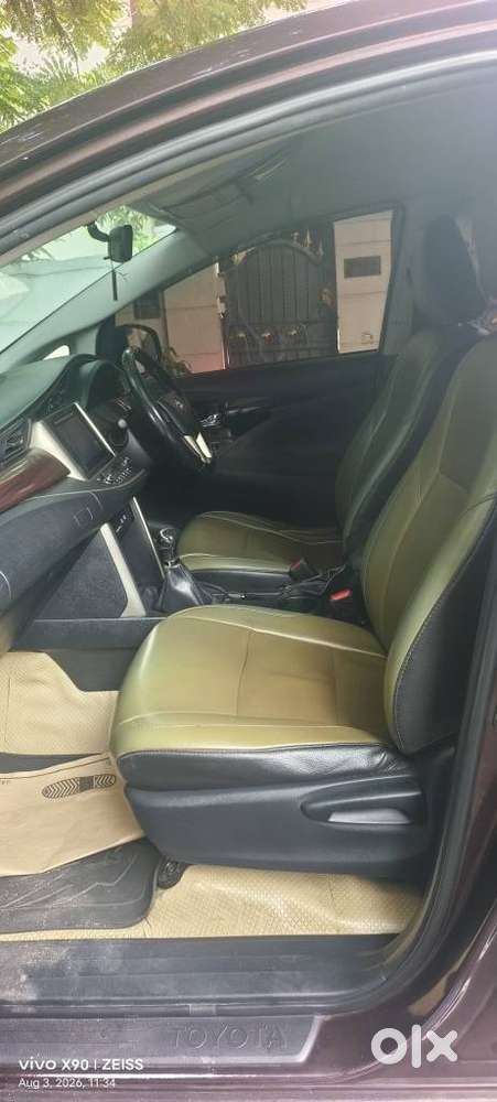 Toyota Innova Crysta 2.4 V 8 Str, 2017, Diesel