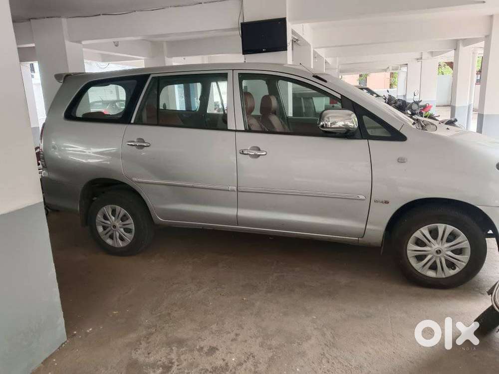 Toyota Innova 2.5 G (diesel) 8 Seater, 2009, Diesel