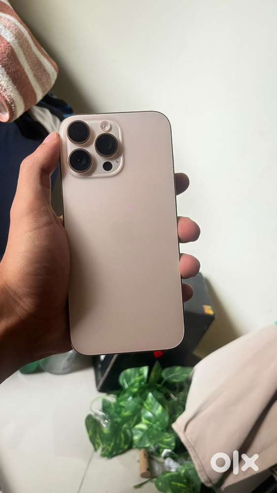 I phone 16 pro max