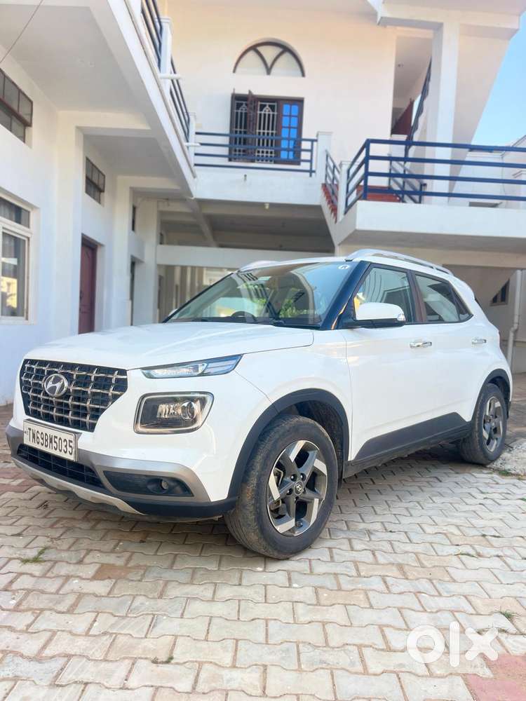 Hyundai Venue S Turbo Dct, 2021, Petrol