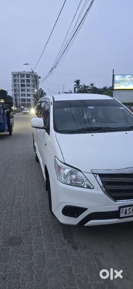 Toyota Innova 2.5 Diesel 2014