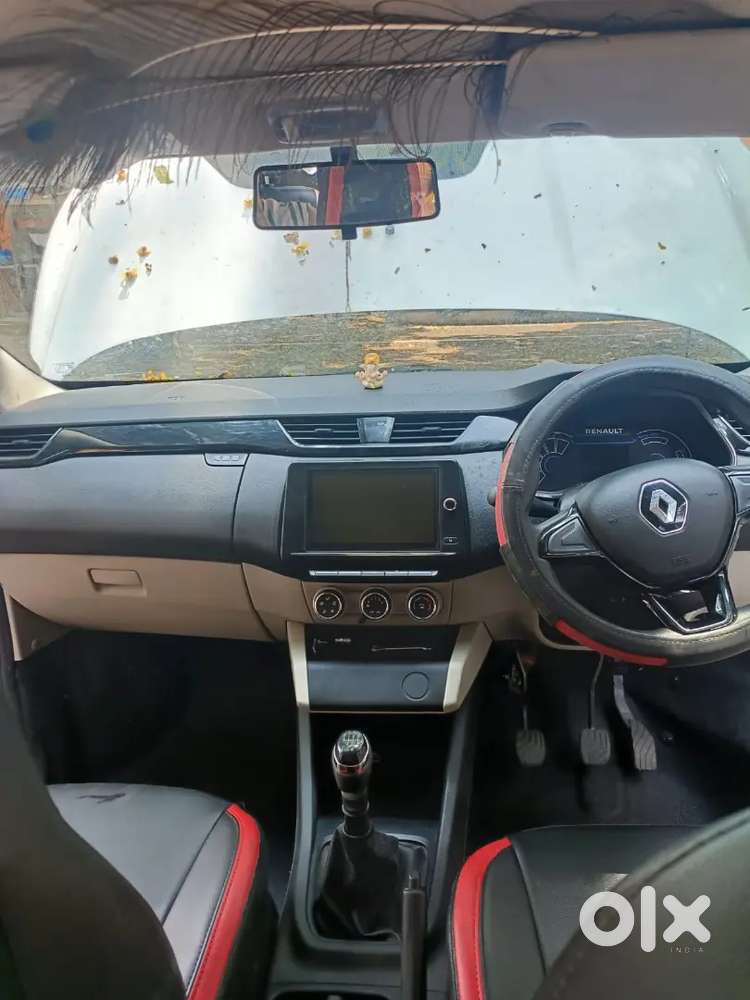 Renault Triber Rxt 2021 Petrol Manual