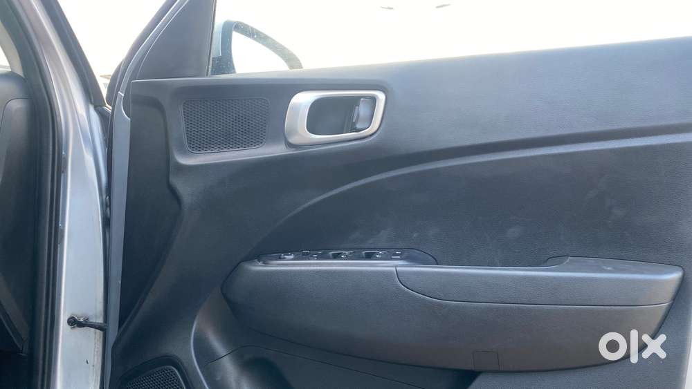 Hyundai Venue S, 2021, Petrol