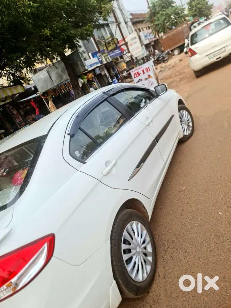 Maruti Suzuki Ciaz 2025 Petrol 14000 Km Driven