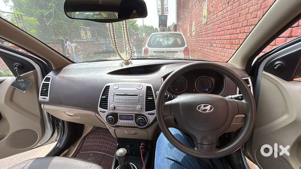 Hyundai I20 Petrol Manual 2010