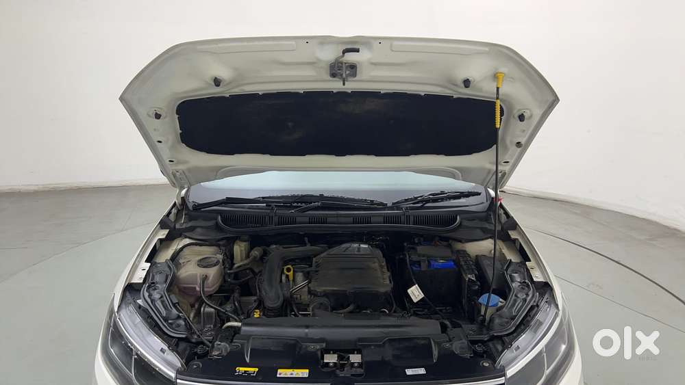 Volkswagen Virtus Highline Plus 1.0 Tsi At, 2022, Petrol