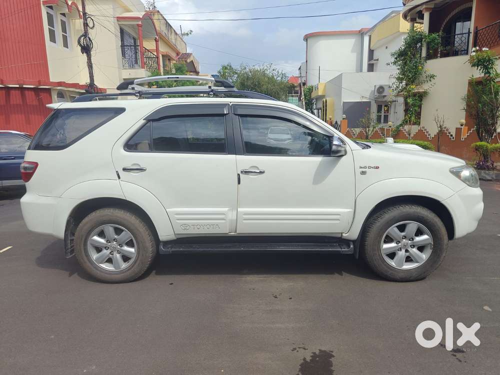 Toyota Fortuner 3.0 4x4 Manual, 2012, Diesel