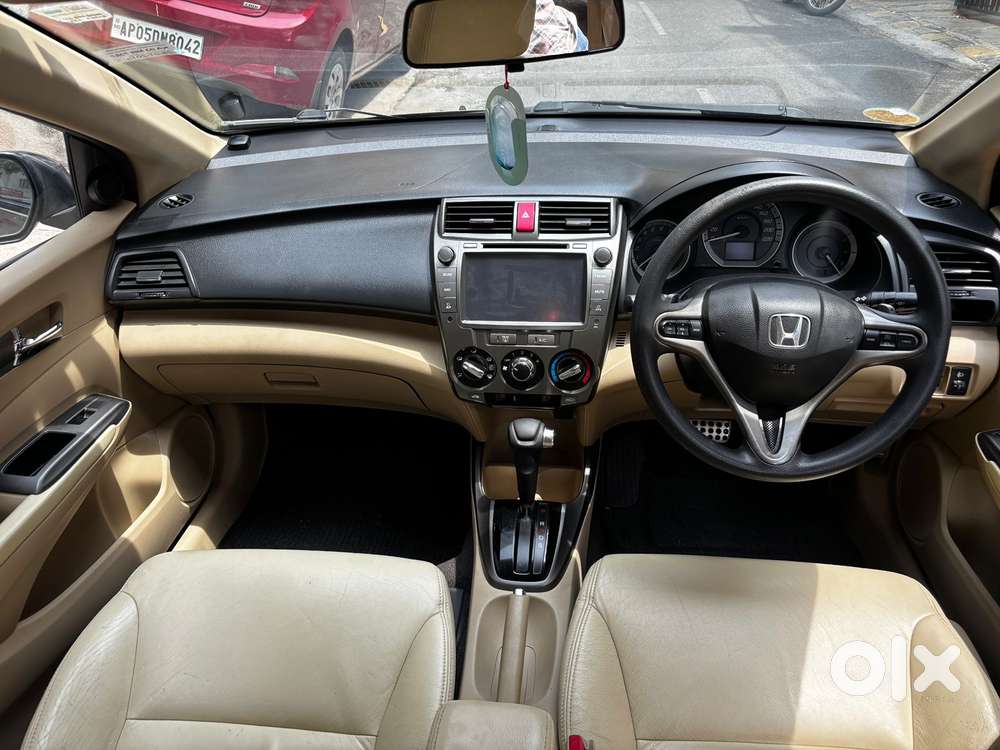 Honda City V At I-vtec, 2013, Petrol