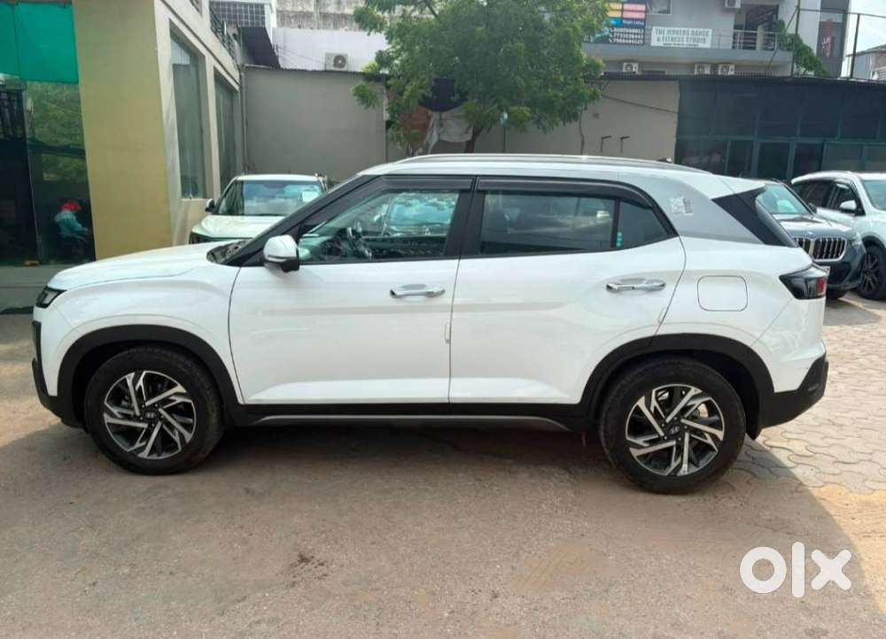 Hyundai Creta 1.5 Sx (o) Ivt Petrol, 2025, Petrol