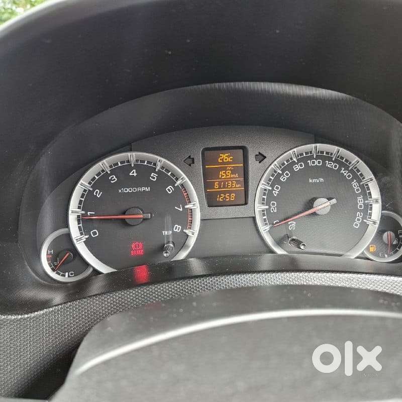 Maruti Suzuki Swift Zxi, 2012, Petrol