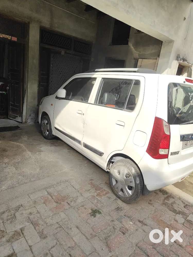Well Maintain Advocate Car Pure Petrol Urgent Sell Service Record
