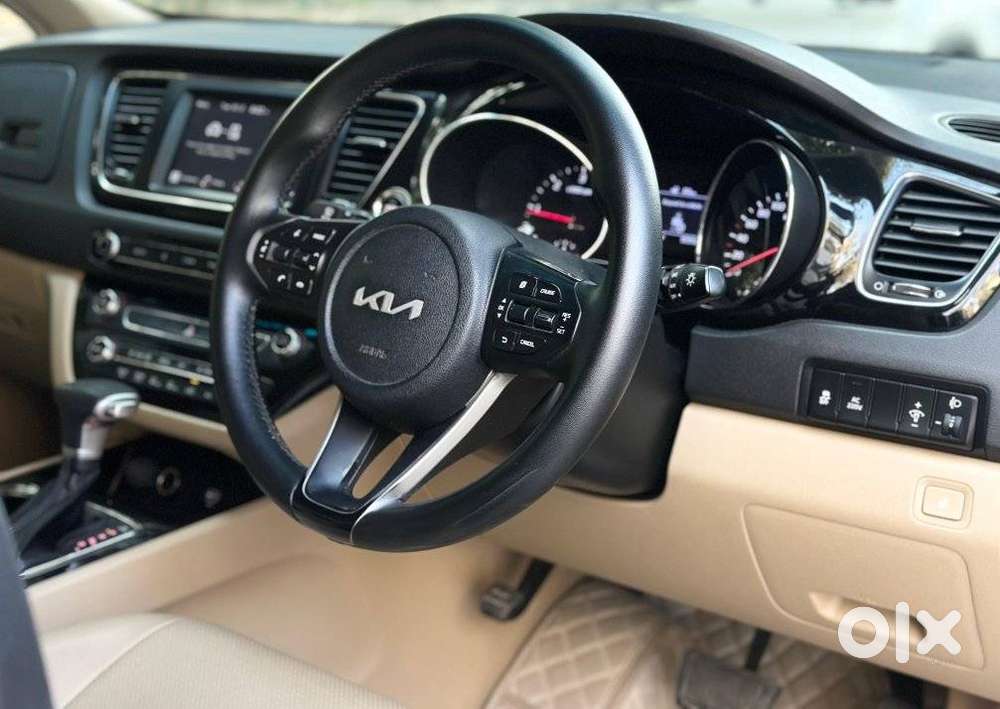 Kia Carnival Prestige, 2021, Diesel