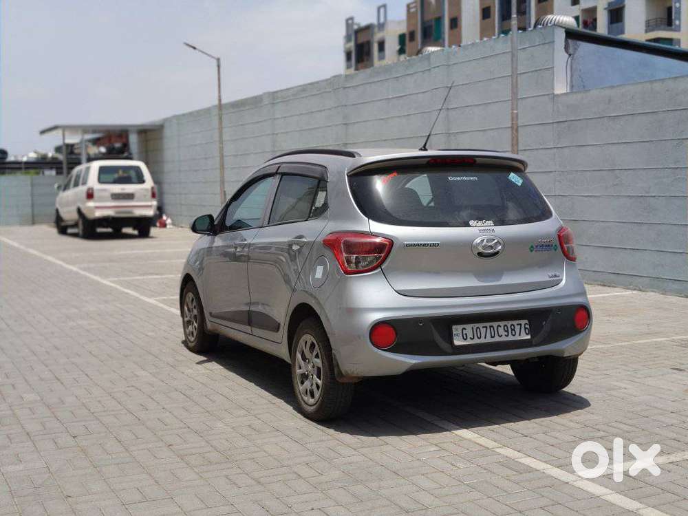 Hyundai Grand I10 Sportz Dual Tone 1.2 Crdi, 2019, Cng & Hybrids