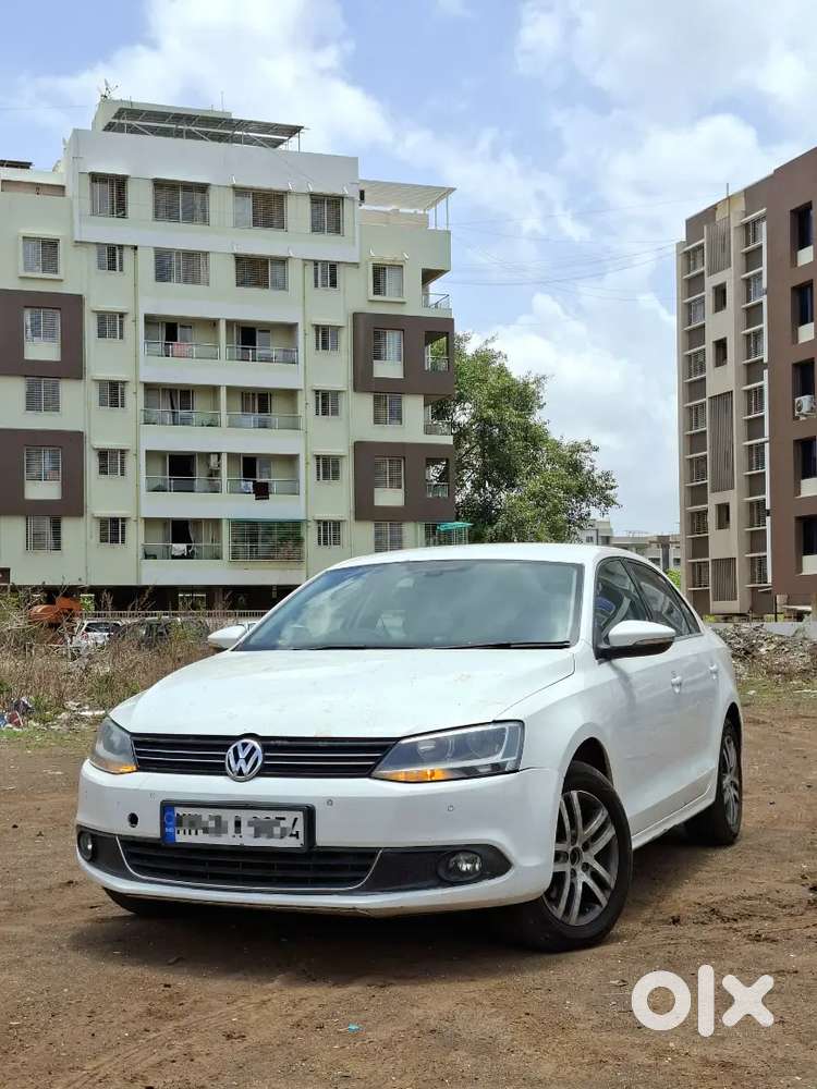 Volkswagen Jetta 2012 Car