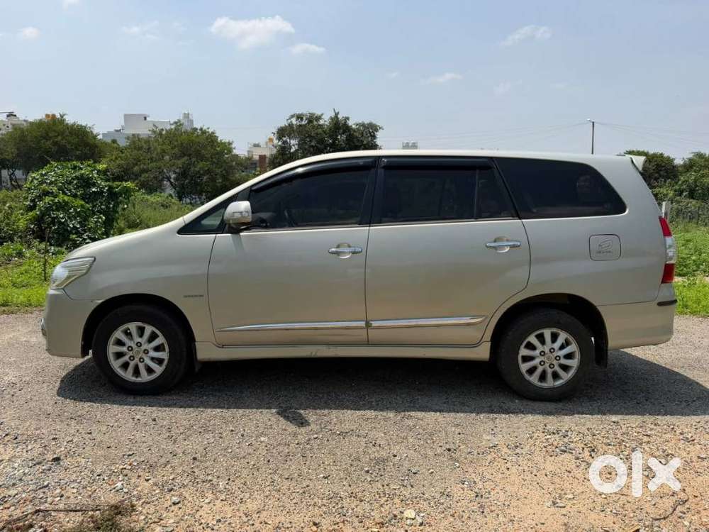 Toyota Innova 2.5 V 7 Str, 2013, Diesel