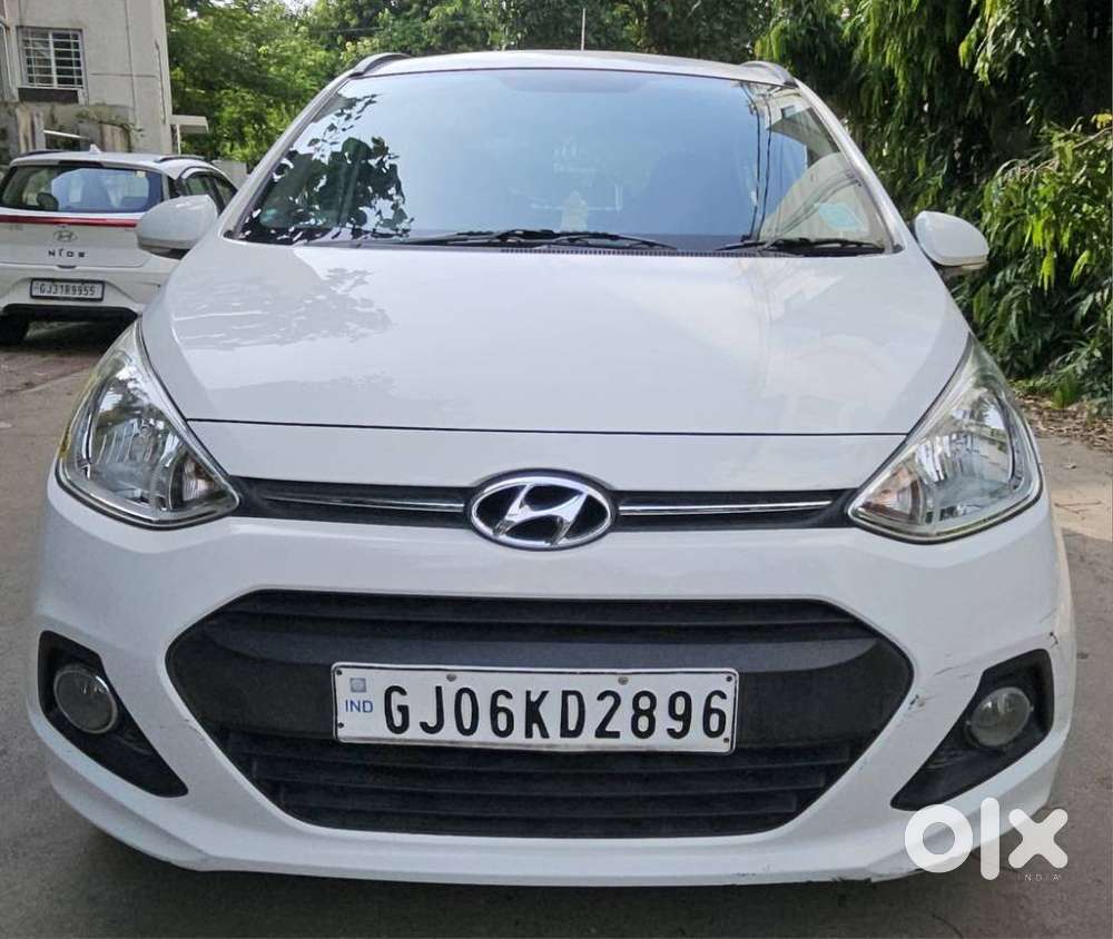 Hyundai Grand I10 Asta Automatic 1.2 Kappa Vtvt, 2016, Petrol