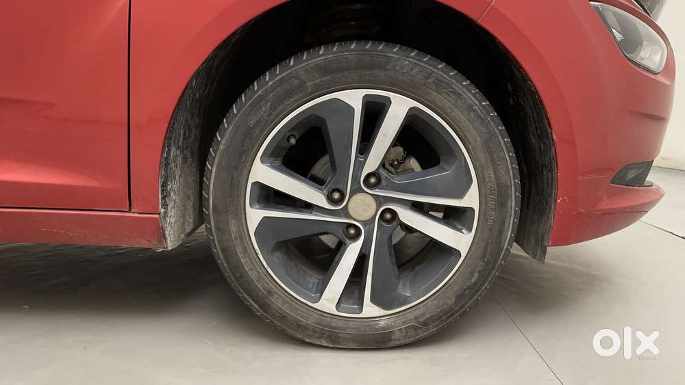 Tata Altroz Xz, 2022, Petrol