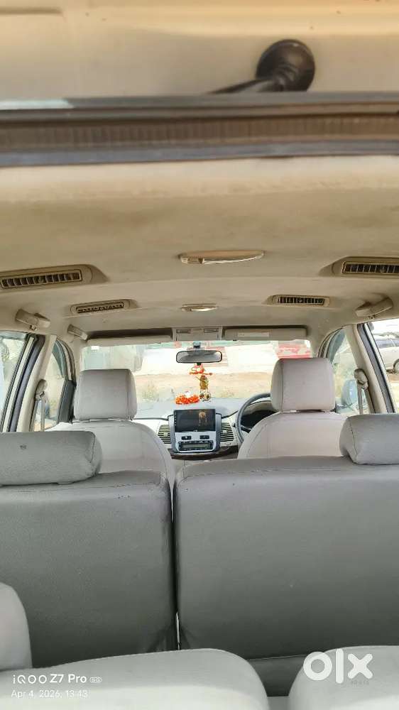 Toyota Innova 2013 Diesel Well Maintained