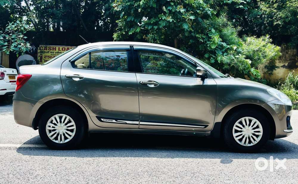 Maruti Suzuki Dzire 1.2 Vxi, 2018, Petrol