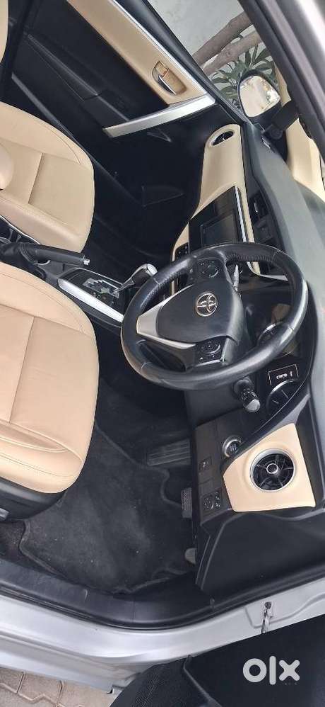 Toyota Corolla Altis Vl, 2018, Petrol