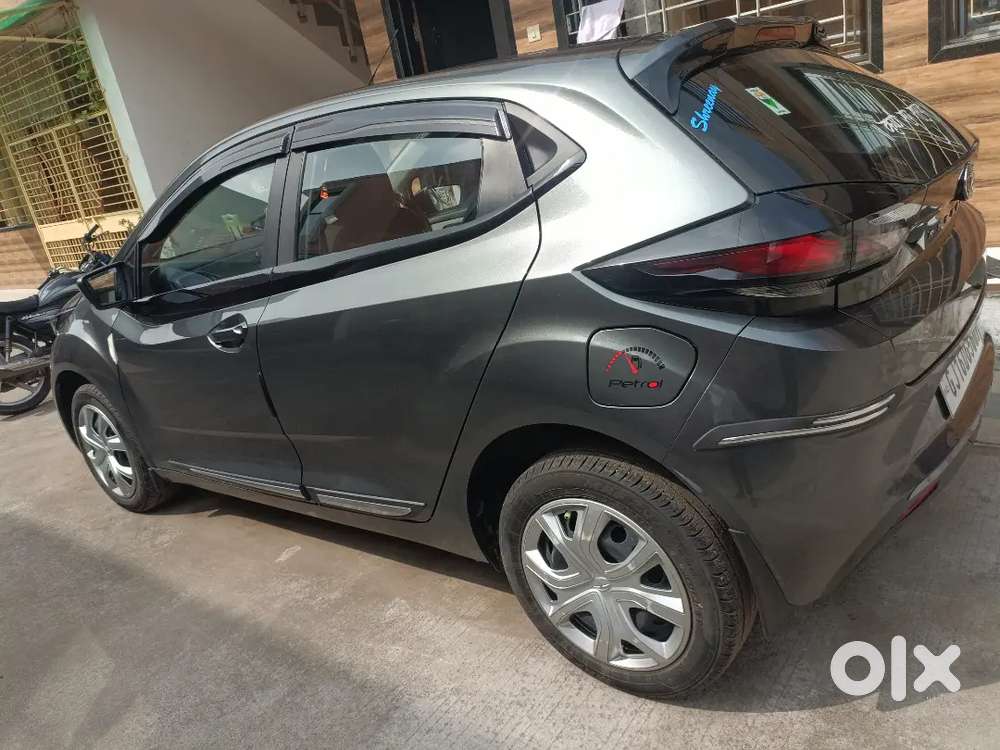 Tata Altroz 2022 Petrol 16000 Km Driven