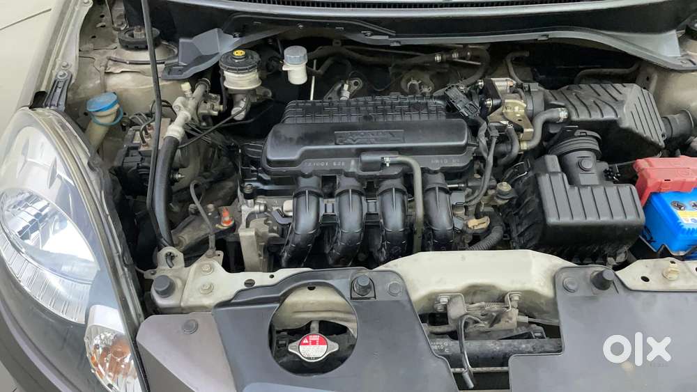 Honda Brio V Mt, 2013, Petrol