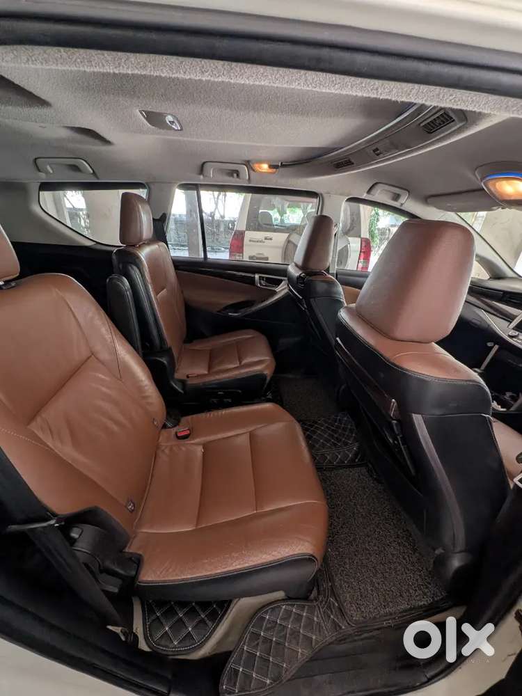 Innova Crysta 2.8z Automatic Well Maintained