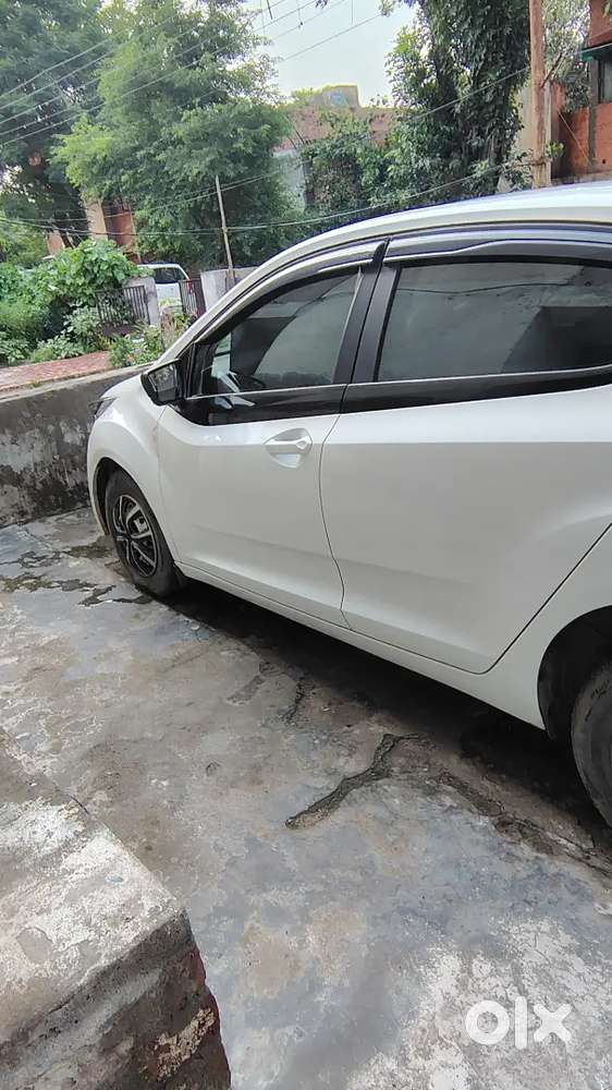 Tata Altroz Petrol 2022