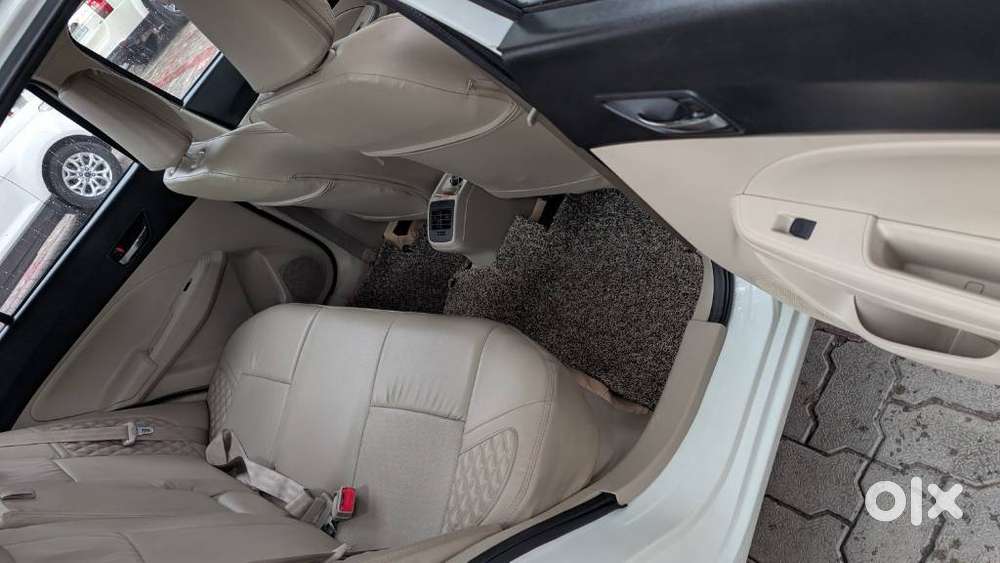 Maruti Suzuki Dzire 1.2 Zxi, 2024, Petrol