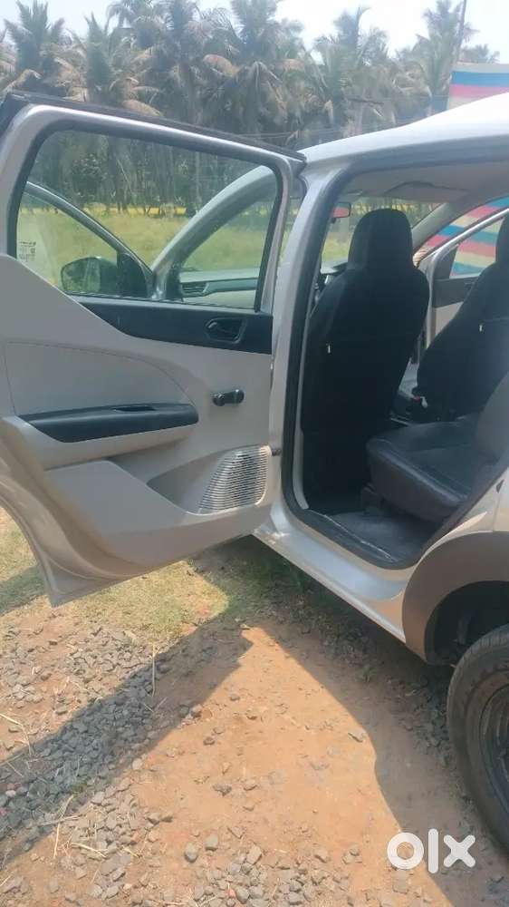 Renault Triber 2022 Petrol 70000 Km Driven