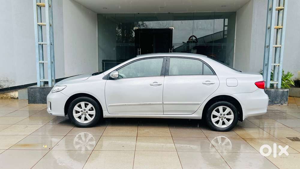 Toyota Corolla Altis 2012 Diesel Manual