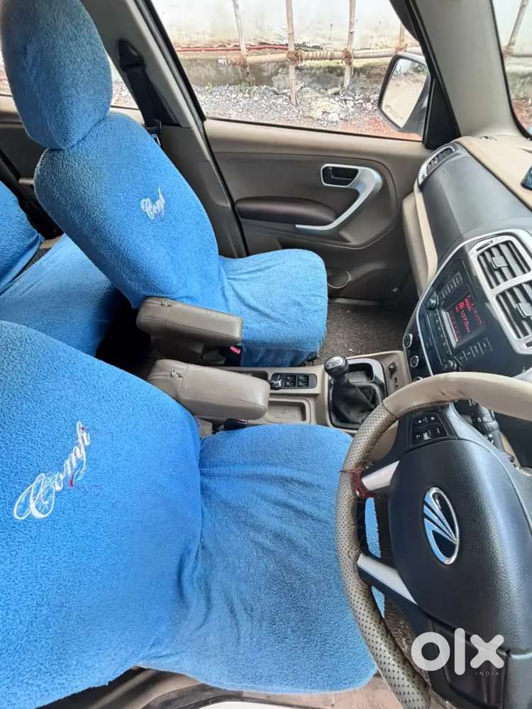 Mahindra Tuv 300 2018