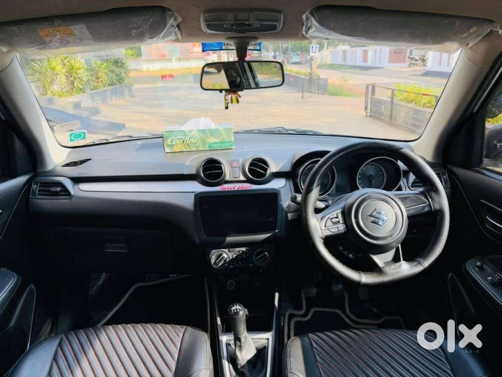 Maruti Suzuki Swift 1.2 Vxi (o), 2022, Petrol