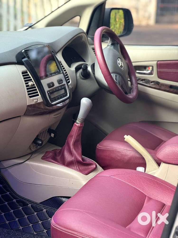 Toyota Innova 2012 Diesel Well Maintained