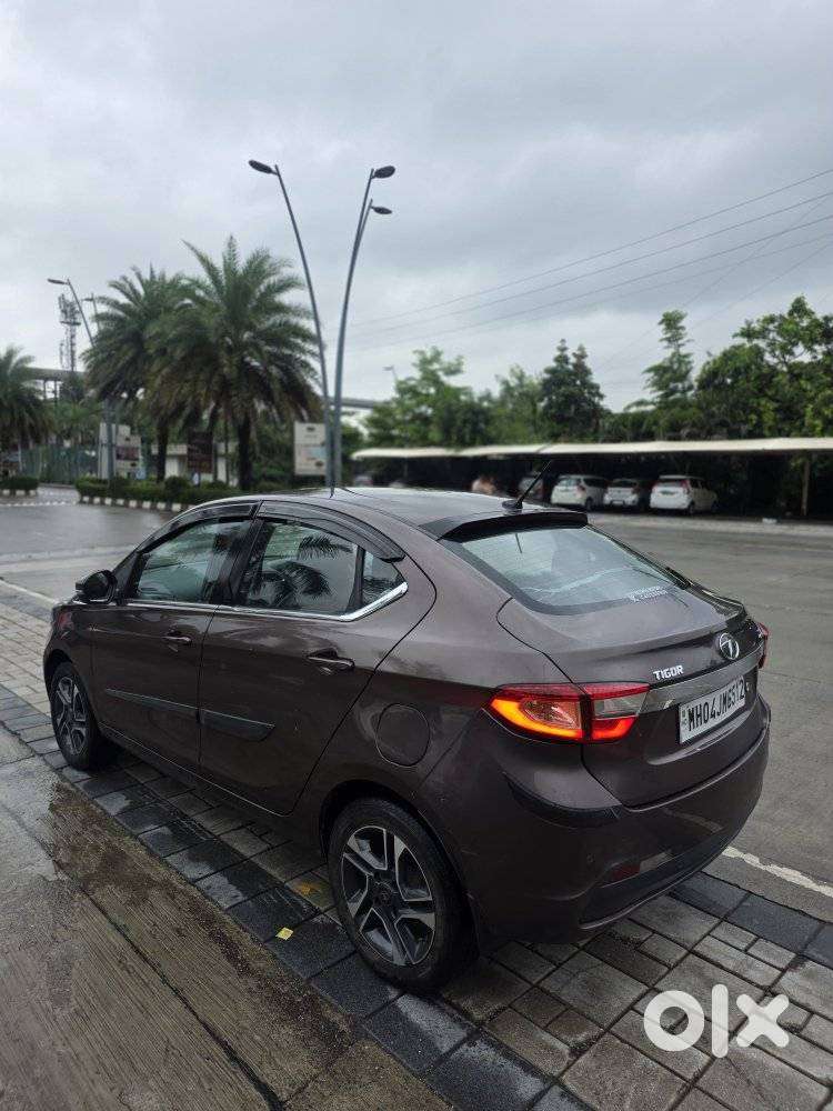 Tata Tigor Xza, 2018, Petrol