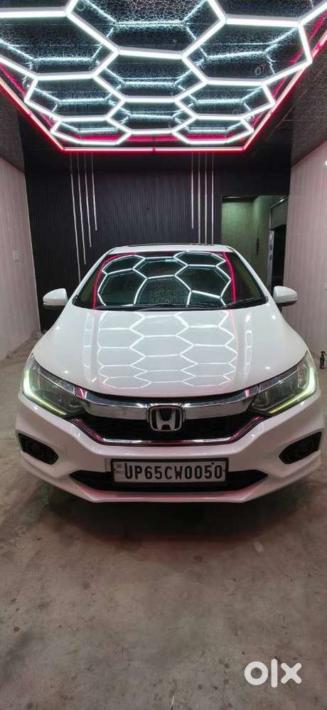 Honda City V Mt Sunroof, 2017, Diesel