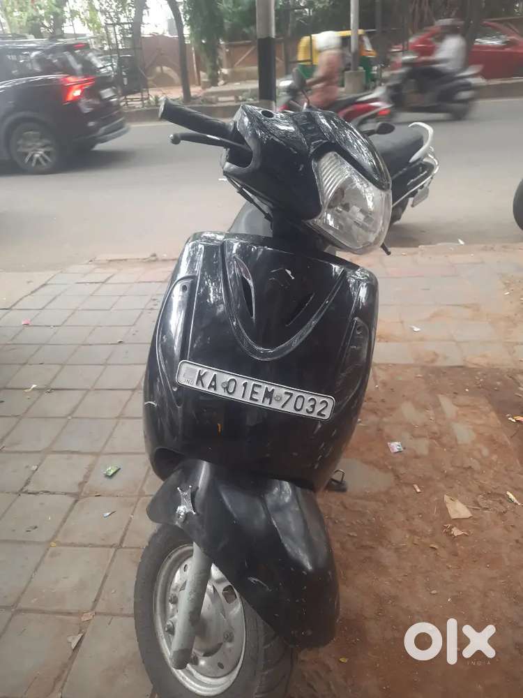 Suzuki/Access Scooters 1821971589