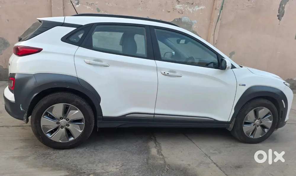 Hyundai Kona Electric 2023 Electric 54000 Km Driven