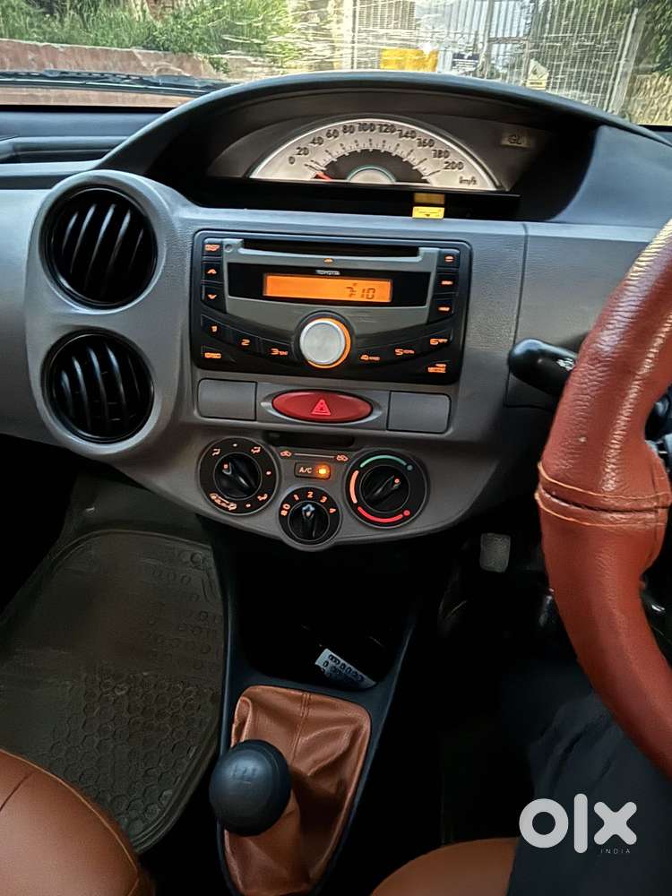 Toyota Etios 2010-2012 G, 2012, Petrol