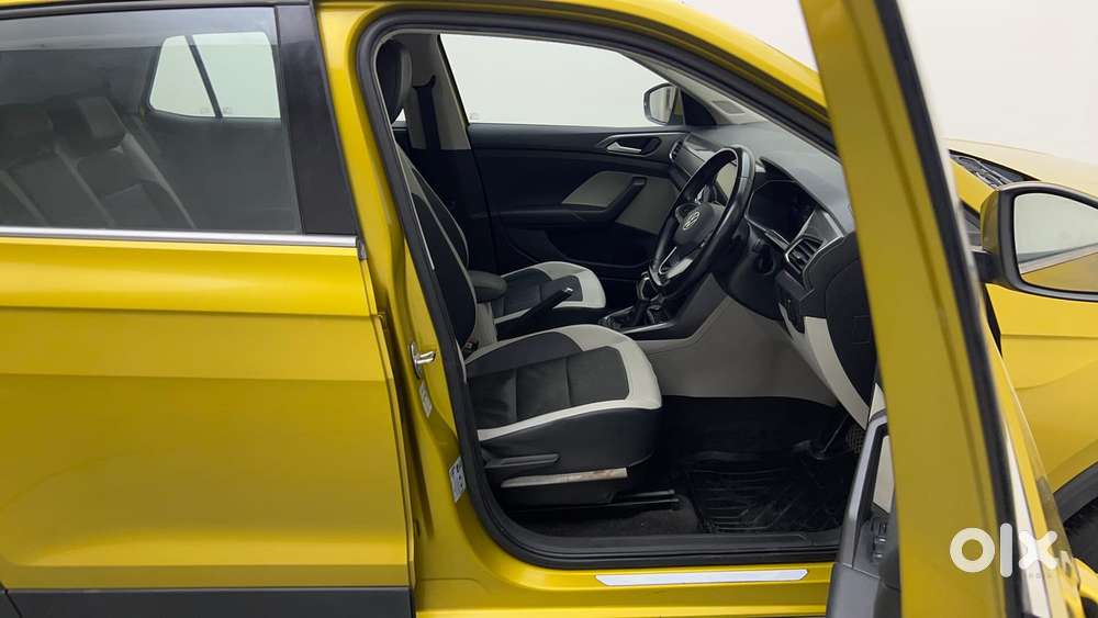 Volkswagen Taigun Topline 1.0 Tsi At (electric Seats), 2021, Petrol