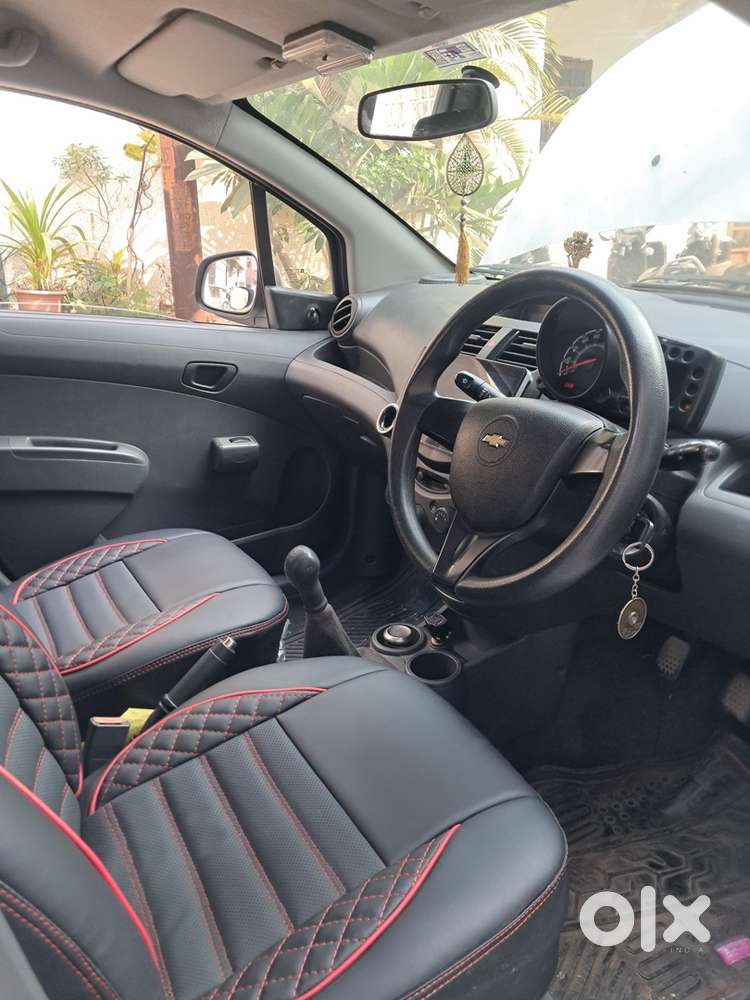 Chevrolet Beat Petrol 2013