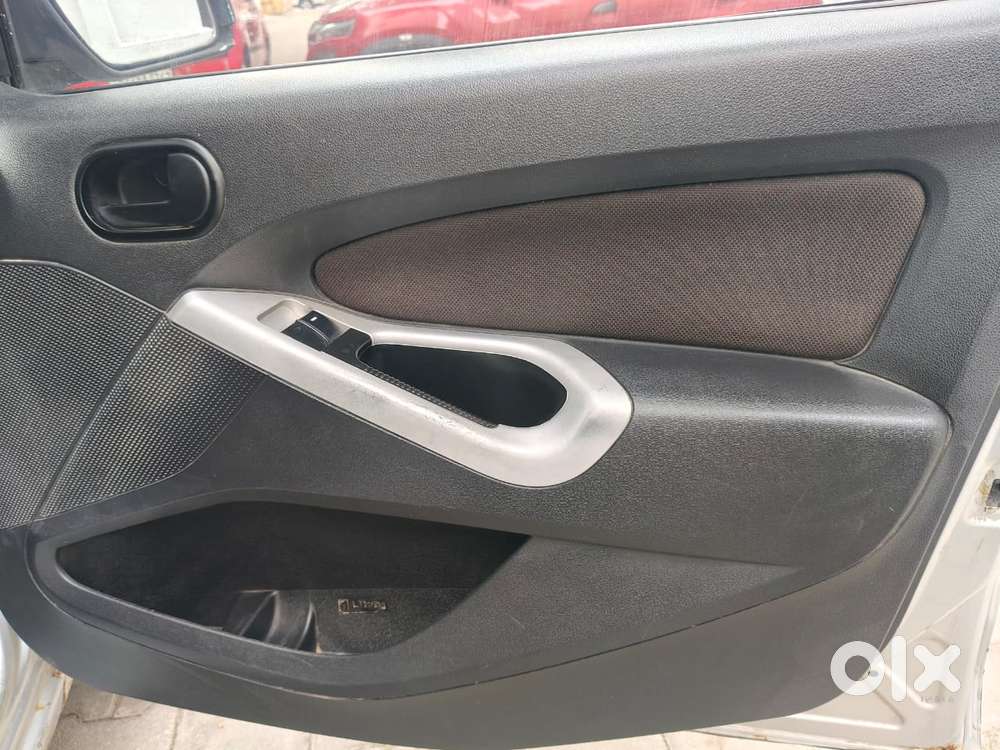 Ford Figo 2010-2012 Petrol Zxi, 2010, Petrol