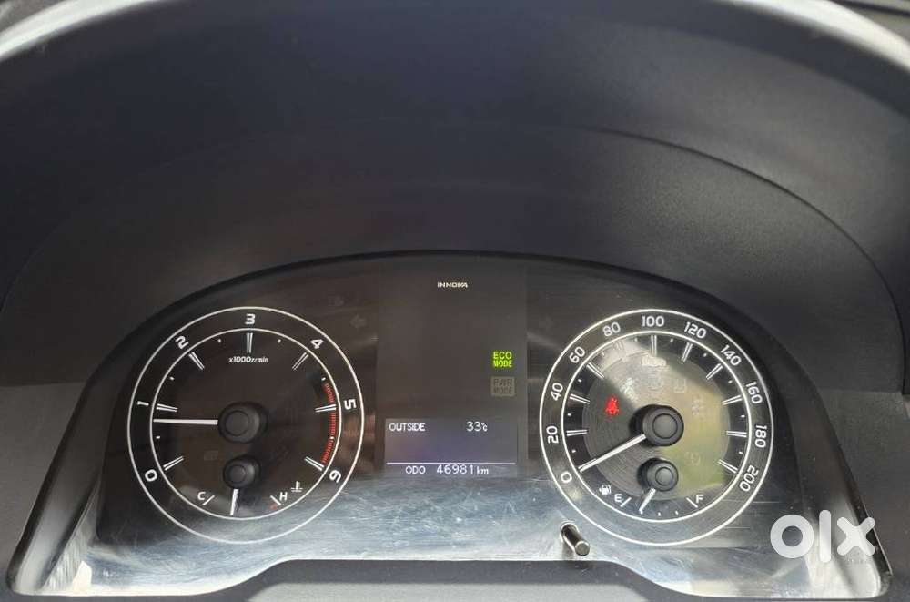 Toyota Innova Crysta 2.4 Gx Mt 8s, 2017, Diesel