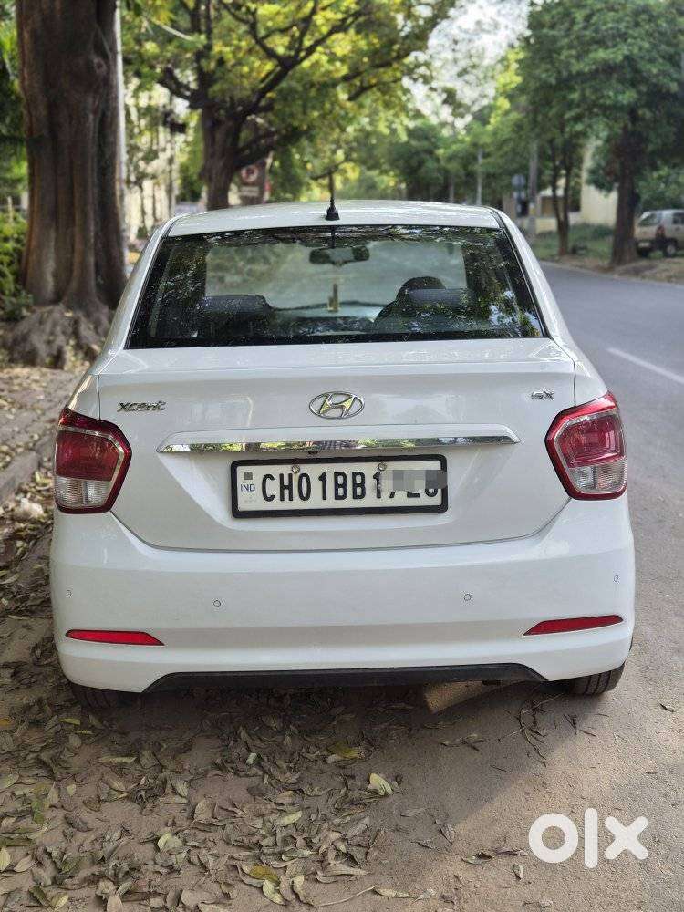 Hyundai Xcent 1.2 Vtvt Sx Option, 2015, Petrol