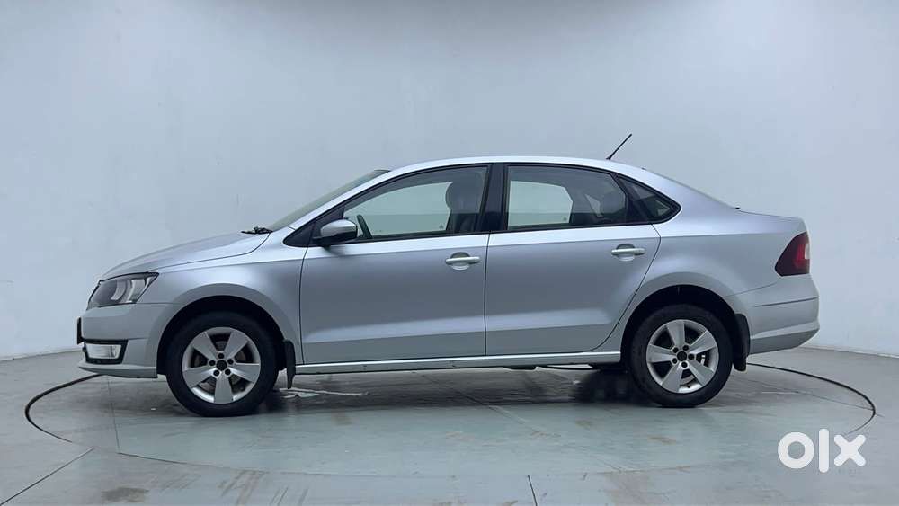 Skoda Rapid 1.6 Mpi Ambition, 2018, Petrol
