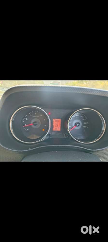 Mahindra Tuv 300 Plus P8, 2018, Diesel