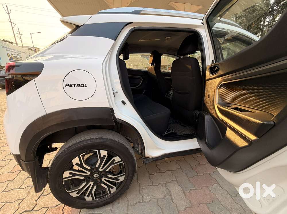 Renault Kiger Rxz Turbo Cvt, 2022, Petrol