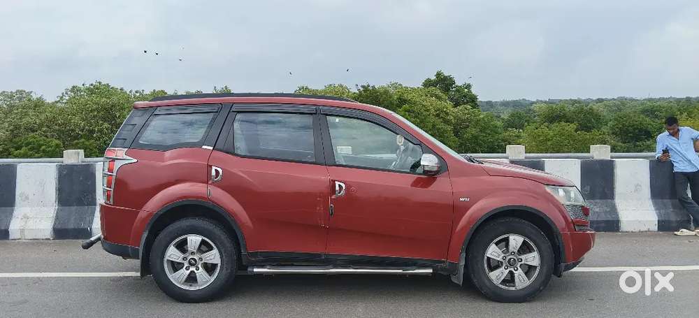 Mahindra Xuv500 Diesel 2012 With 113000 Km Driven